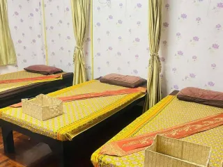 出售 4 卧室 商业空间 在 Bang Lamung, Chon Buri
