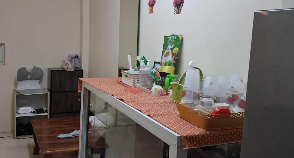 Gewerbefläche zum Kauf mit 3 Zimmer in Bang Lamung, Chonburi