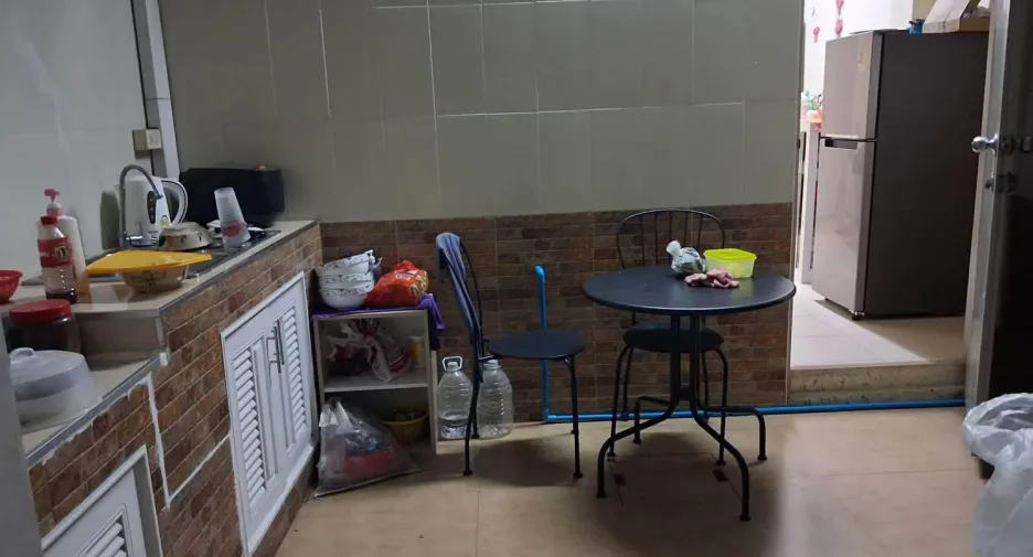 Gewerbefläche zum Kauf mit 3 Zimmer in Bang Lamung, Chonburi