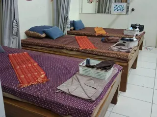Gewerbefläche zum Kauf mit 3 Zimmer in Bang Lamung, Chonburi