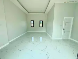 Haus zum Kauf mit 3 Zimmer in Bang Lamung, Chonburi