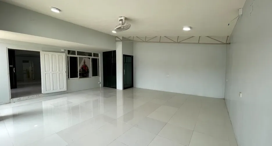 Продажа и аренда офис в Хатъяй, Songkhla
