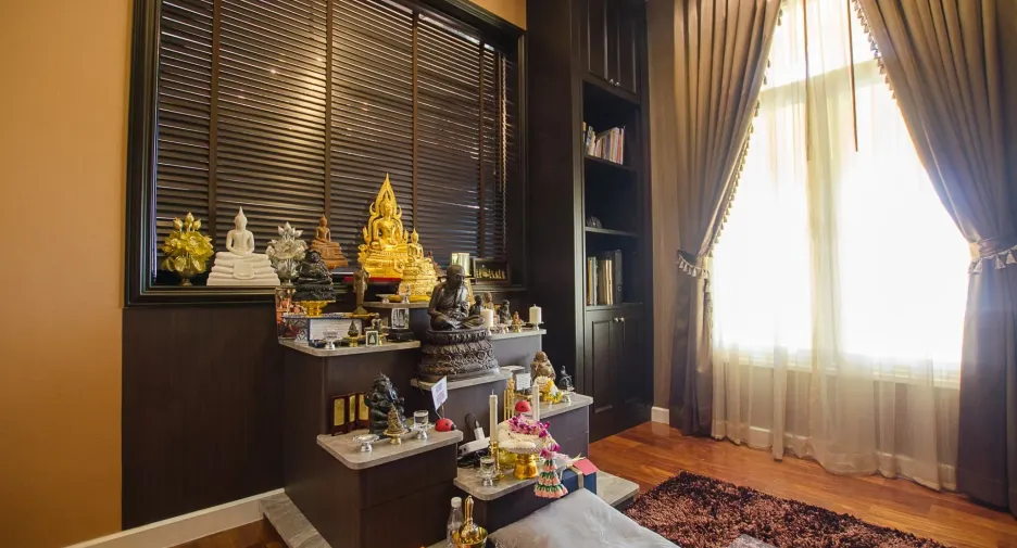 Casa en venta y en alquiler de 5 habitaciones en Mueang Samut Sakhon, Samut Sakhon