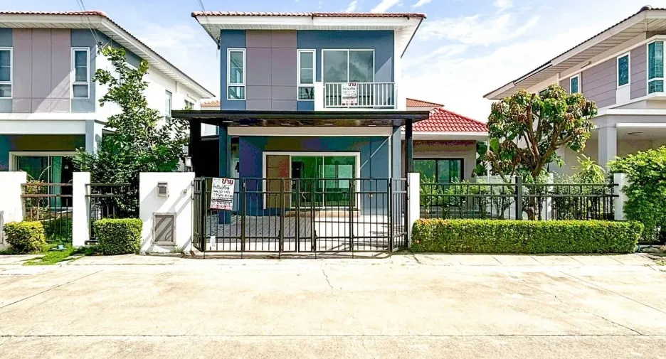 Продажа 3 спальни дом в Mueang Samut Sakhon, Самутсакхон