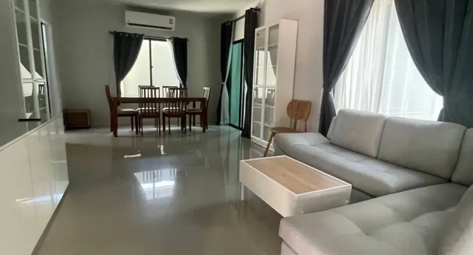 For rent 5 bedrooms house in Lam Luk Ka, Pathum Thani