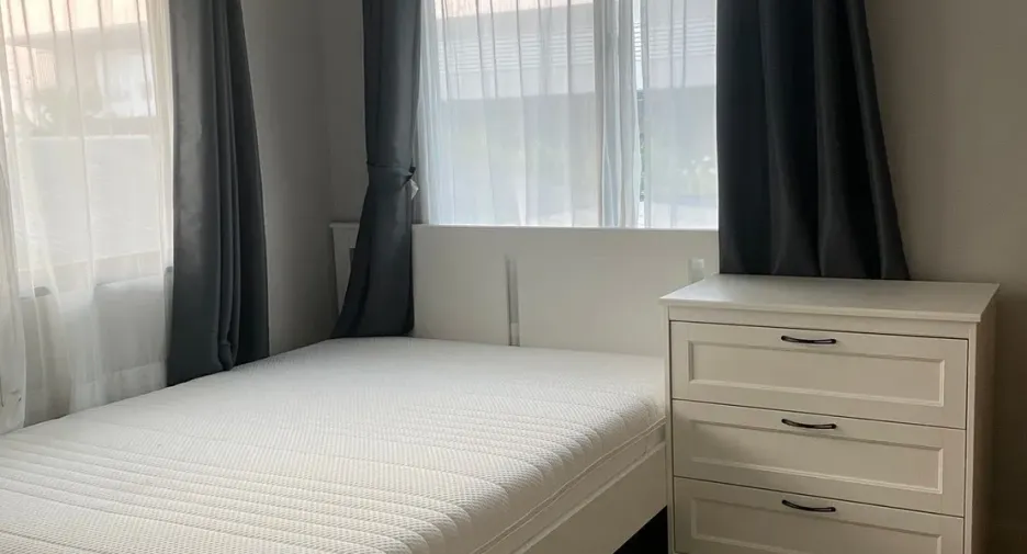 For rent 5 bedrooms house in Lam Luk Ka, Pathum Thani