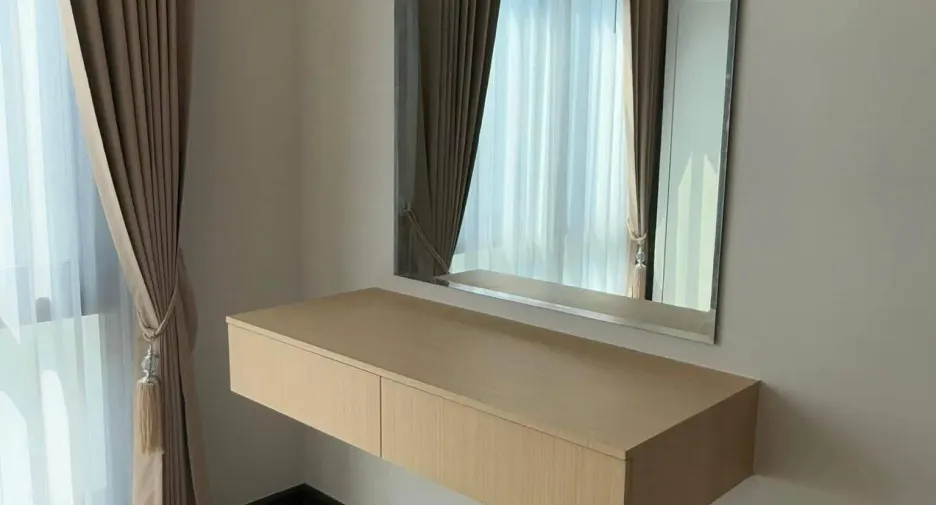 Casa en alquiler de 4 habitaciones en Sai Mai, Bangkok