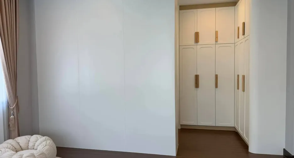 Casa en alquiler de 4 habitaciones en Sai Mai, Bangkok