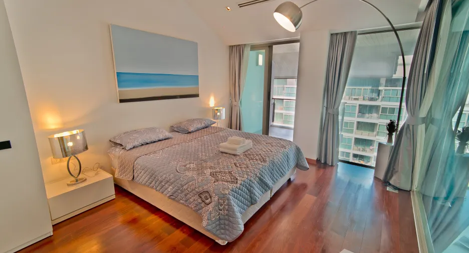 For sale 3 ベッドルーム condo in Bang Lamung, Chonburi
