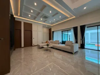For Rent 5 Bedroom House In Bang Lamung, Chonburi