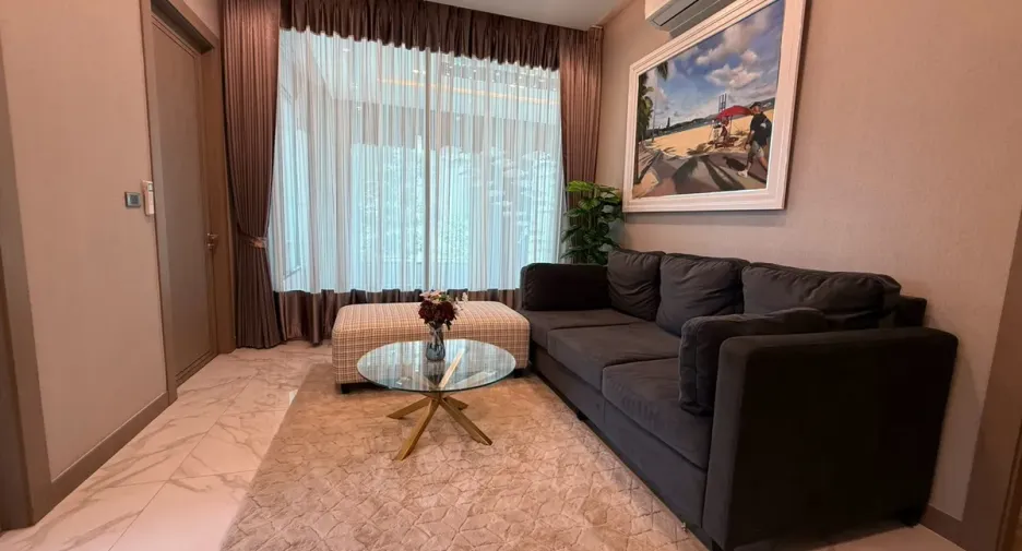 For rent and for sale 4 bedrooms house in Huay Yai, Pattaya