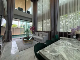 For rent and for sale 4 bedrooms house in Bang Lamung, Chonburi