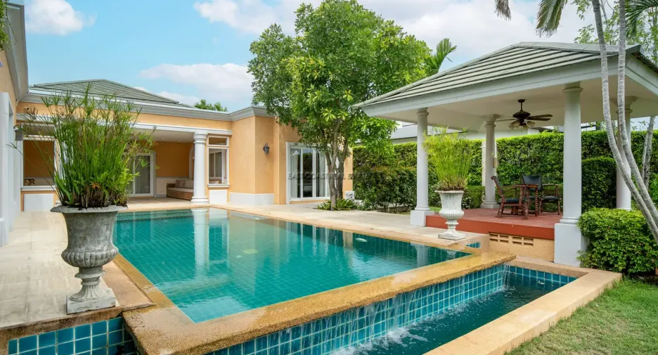 For rent and for sale 3 bedrooms house in Bang Lamung, Chonburi