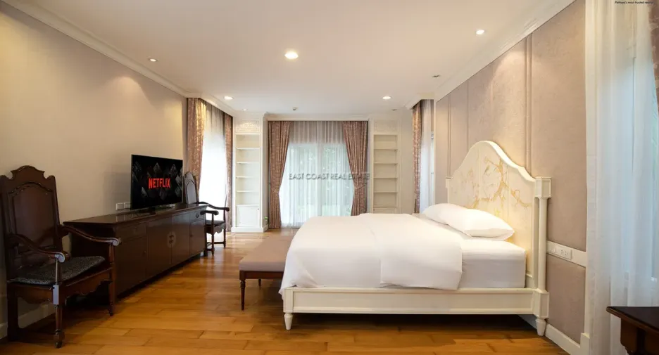 For rent and for sale 3 bedrooms house in Bang Lamung, Chonburi