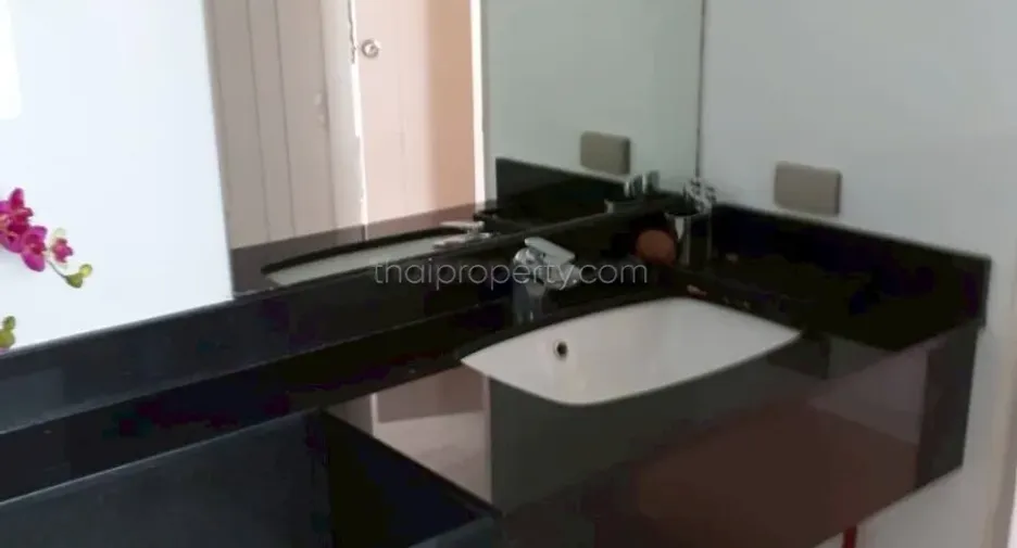 For rent and for sale 2 bedrooms condo in Bang Lamung, Chonburi