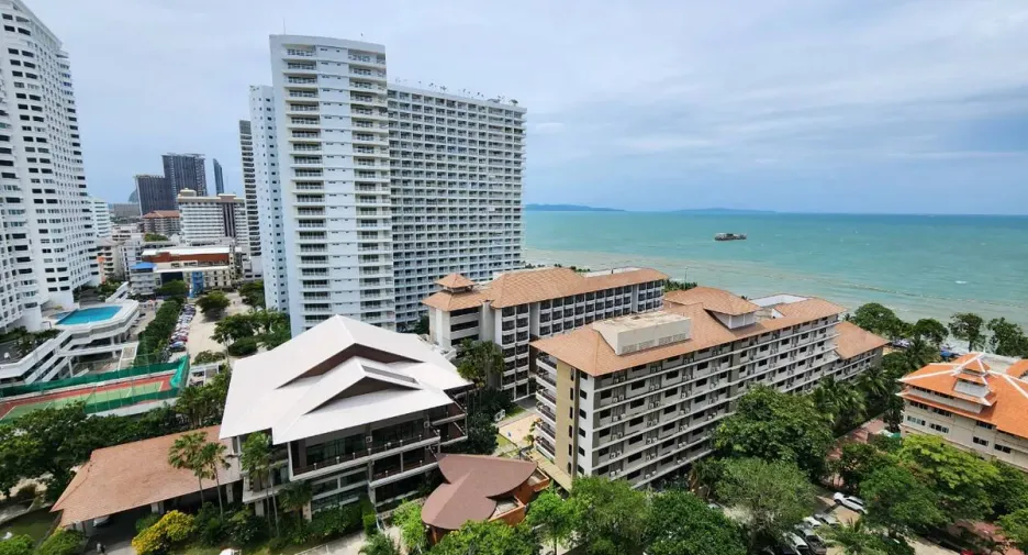 For rent and for sale 1 bed condo in Bang Lamung, Chonburi