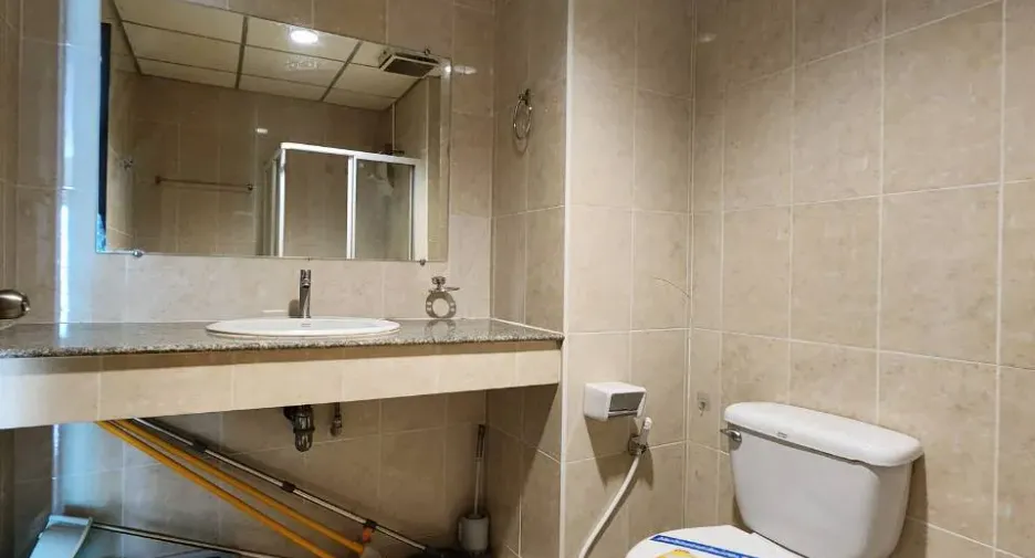 For rent and for sale 1 bed condo in Bang Lamung, Chonburi