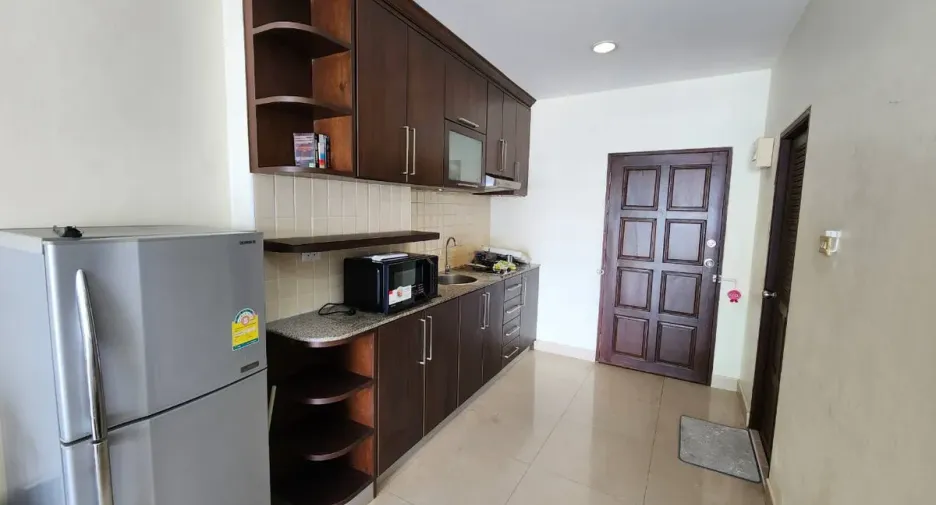 For rent and for sale 1 bed condo in Bang Lamung, Chonburi