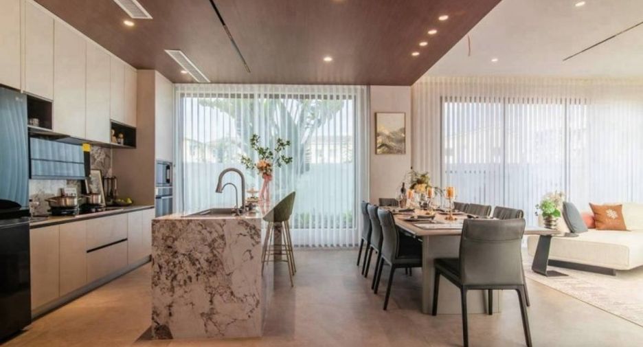 Haus zum Kauf mit 4 Zimmer in Bang Lamung, Chonburi