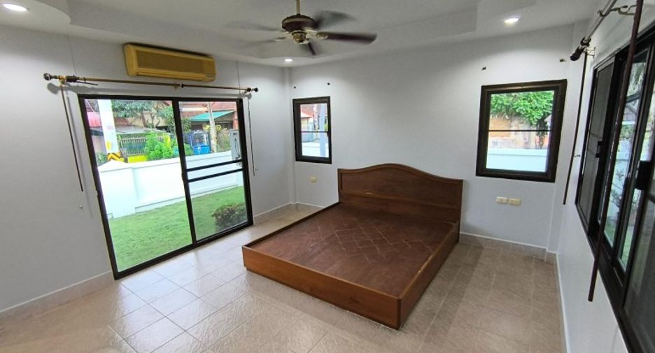 Haus zum Kauf mit 3 Zimmer in Bang Lamung, Chonburi