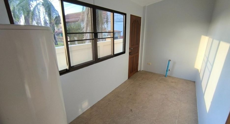 Haus zum Kauf mit 3 Zimmer in Bang Lamung, Chonburi