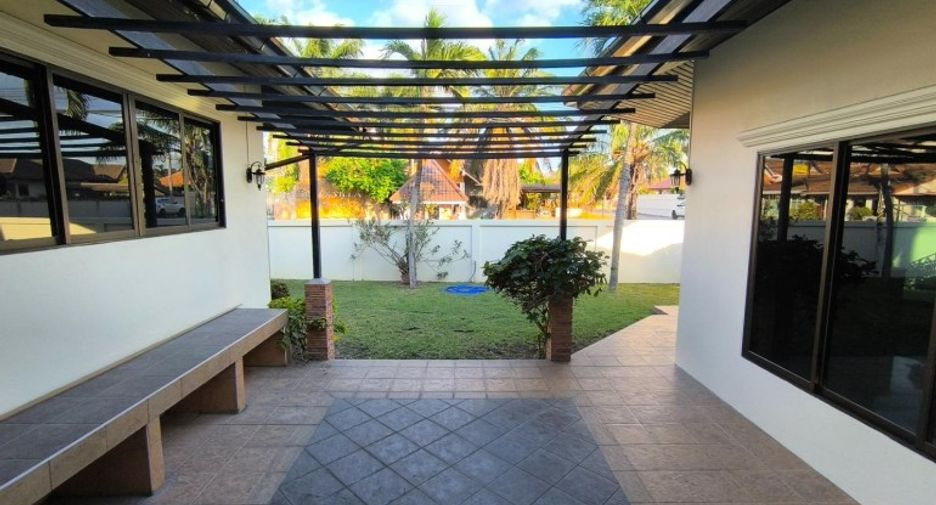 Haus zum Kauf mit 3 Zimmer in Bang Lamung, Chonburi