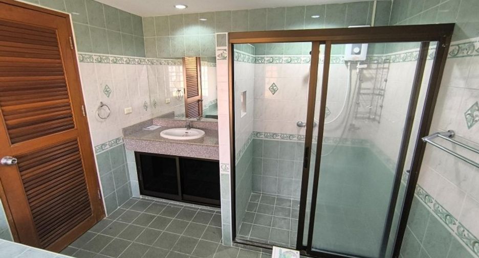 Haus zum Kauf mit 3 Zimmer in Bang Lamung, Chonburi
