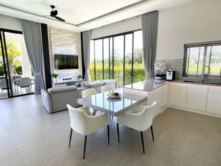 Villa en venta de 3 habitaciones en Pran Buri, Prachuap Khiri Khan