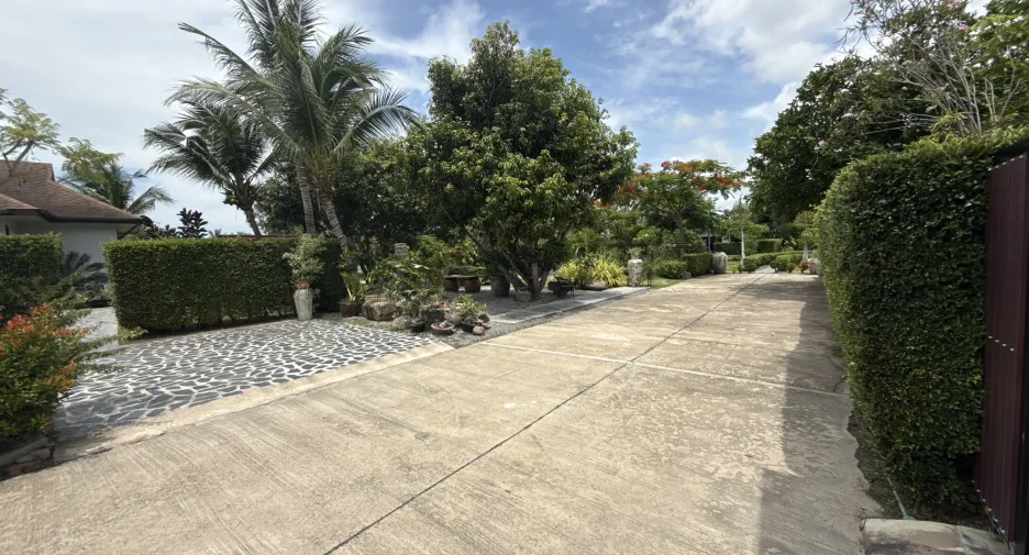À vendre 6 chambres hôtel à Hua Hin, Prachuap Khiri Khan