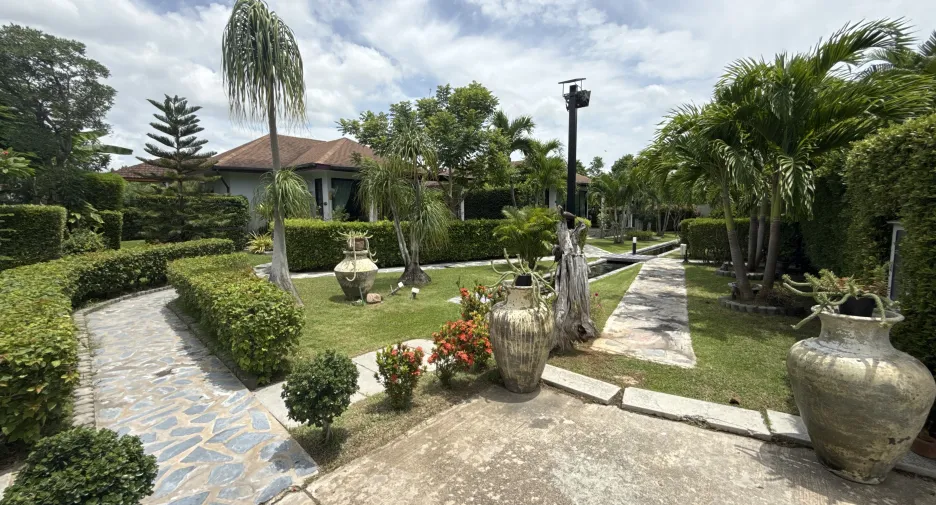 À vendre 6 chambres hôtel à Hua Hin, Prachuap Khiri Khan