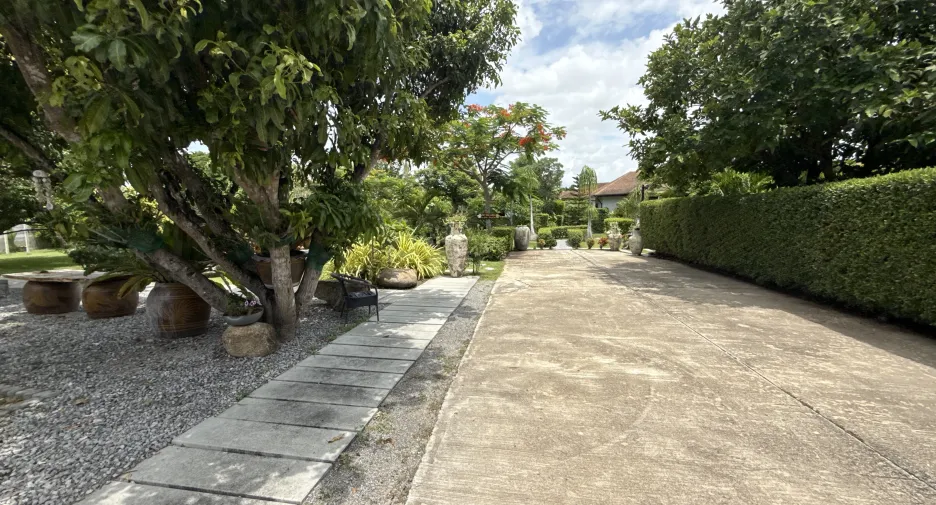 À vendre 6 chambres hôtel à Hua Hin, Prachuap Khiri Khan
