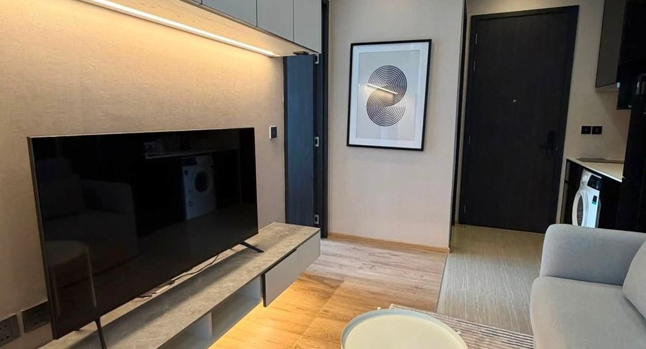 Condo en alquiler de 2 habitaciones en Phaya Thai, Bangkok