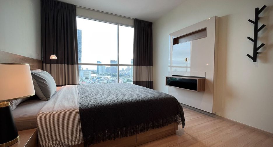 For rent 2 bedrooms condo in Sathon, Bangkok