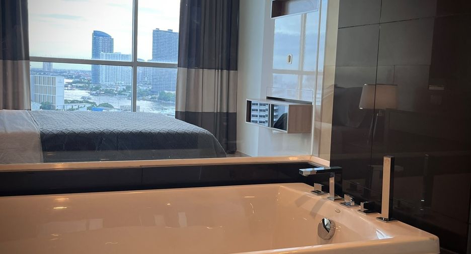 For rent 2 bedrooms condo in Sathon, Bangkok