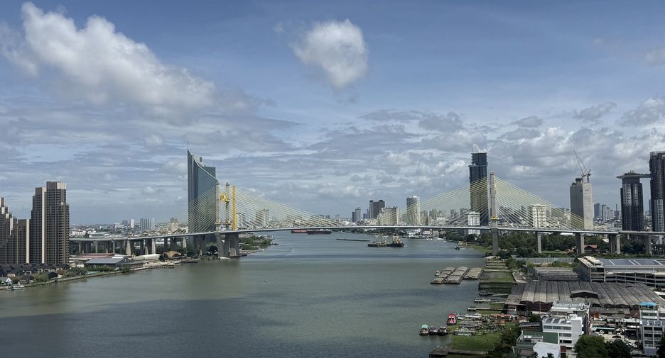 For sale 2 ベッドルーム condo in Yan Nawa, Bangkok