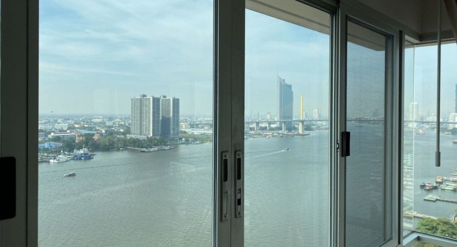 For sale 2 ベッドルーム condo in Yan Nawa, Bangkok