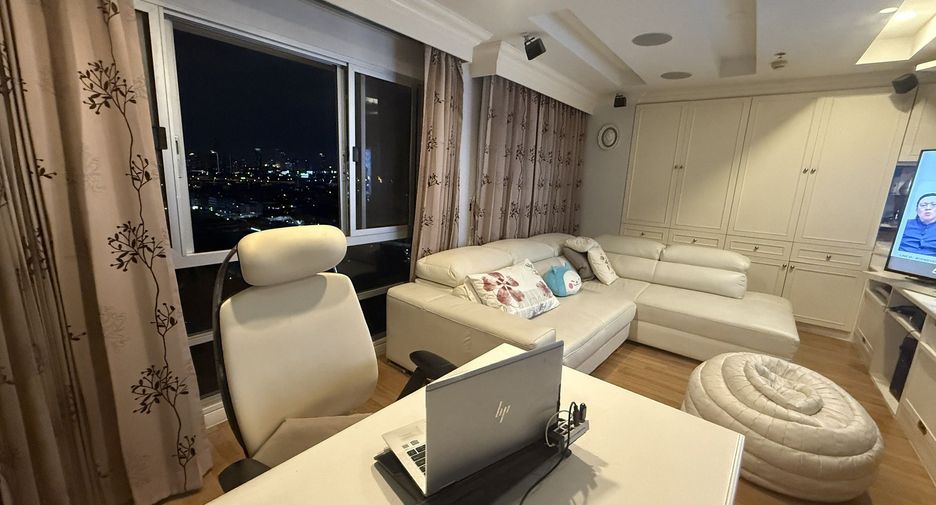 For sale 2 ベッドルーム condo in Yan Nawa, Bangkok