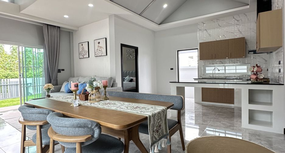For sale 3 bedrooms villa in Cha Am, Phetchaburi