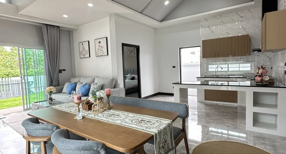For sale 3 bedrooms villa in Cha Am, Phetchaburi