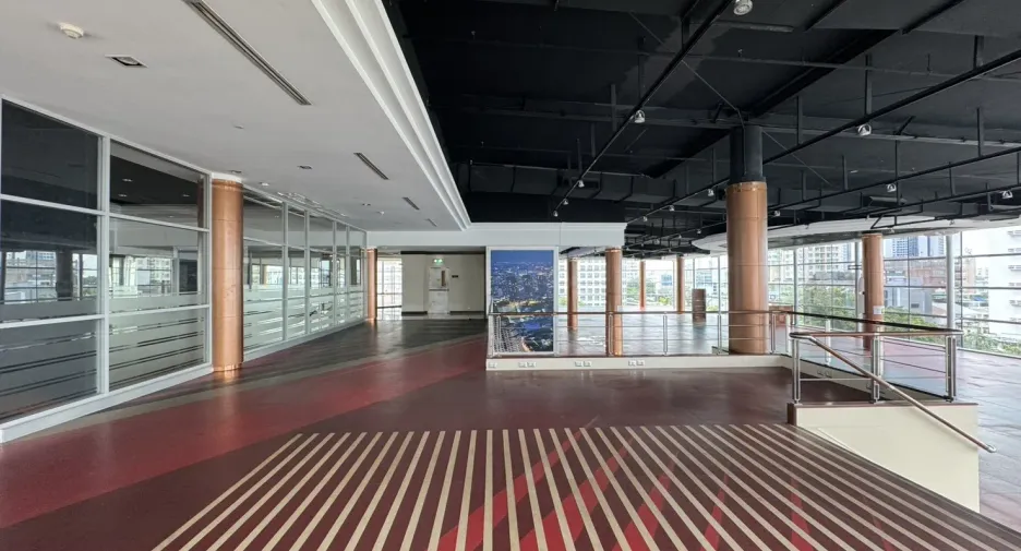 For rent retail Space in Sathon, Bangkok