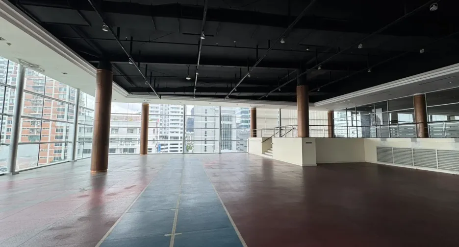 For rent retail Space in Sathon, Bangkok