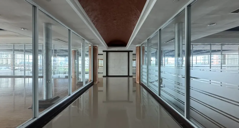 For rent retail Space in Sathon, Bangkok