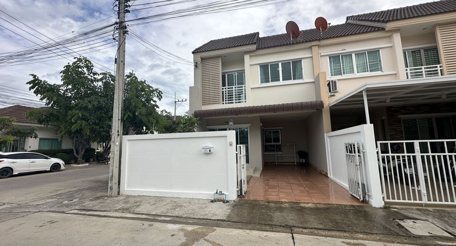 For sale 3 bedrooms townhouse in Hua Hin, Prachuap Khiri Khan