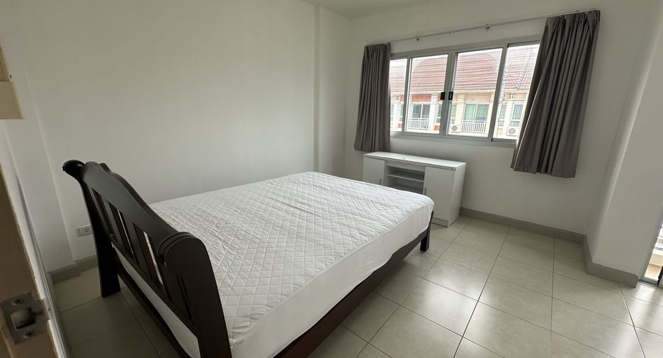 For sale 3 bedrooms townhouse in Hua Hin, Prachuap Khiri Khan