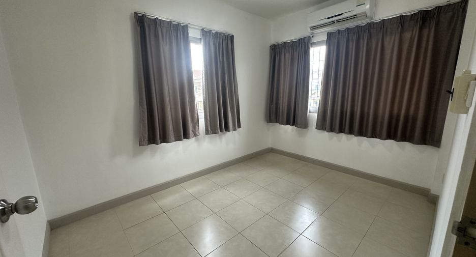 For sale 3 bedrooms townhouse in Hua Hin, Prachuap Khiri Khan