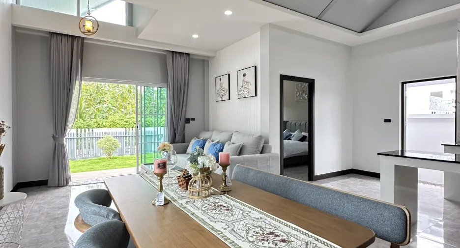 For sale 4 bedrooms villa in Cha Am, Phetchaburi