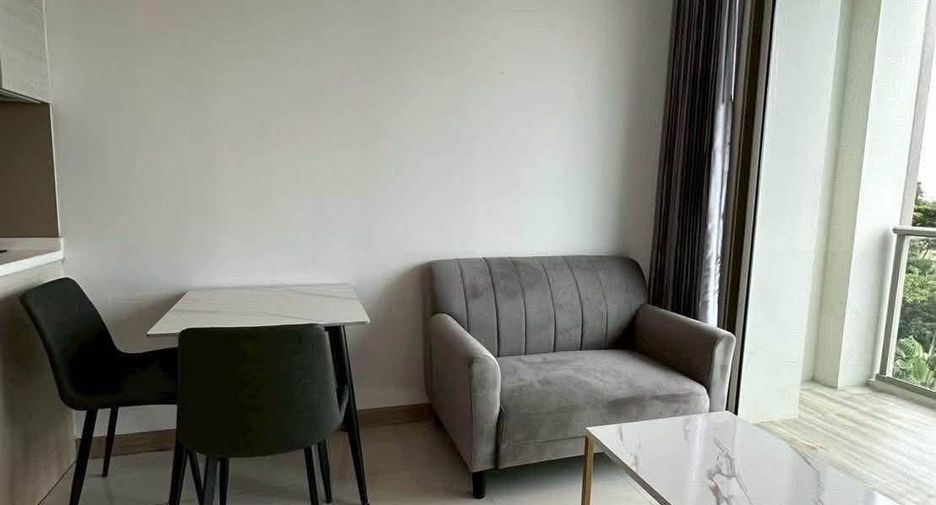 For rent 1 bed condo in Bang Lamung, Chonburi
