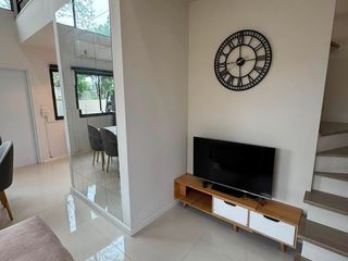 For rent 2 ベッドルーム townhouse in Bang Phli, Samut Prakan