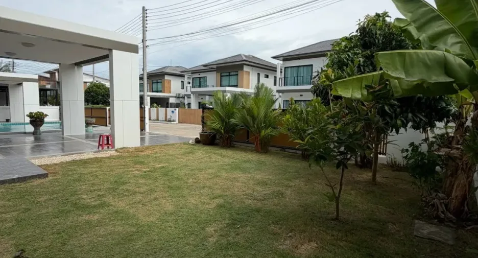 For rent 4 ベッドルーム house in Bang Lamung, Chonburi