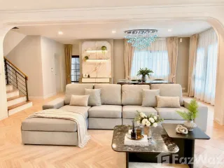 Reihenhaus zum Kauf mit 4 Zimmer in Bang Phli, Samut Prakan